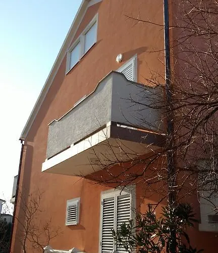 Martina Апартаменты Банёл